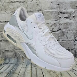 Nike Air Max Excee‎ Sneakers Womens Size 11 White CD5432-121 Running Shoes Retro